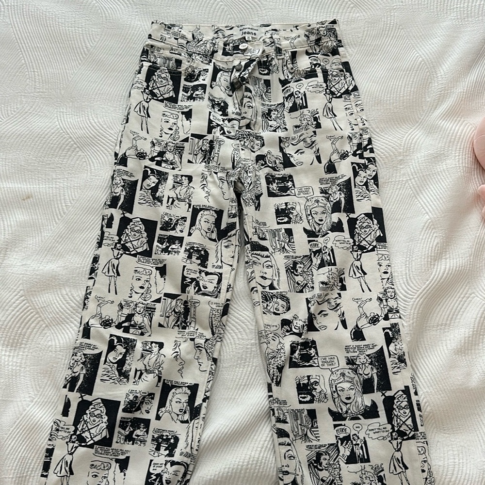Reformation comic pants